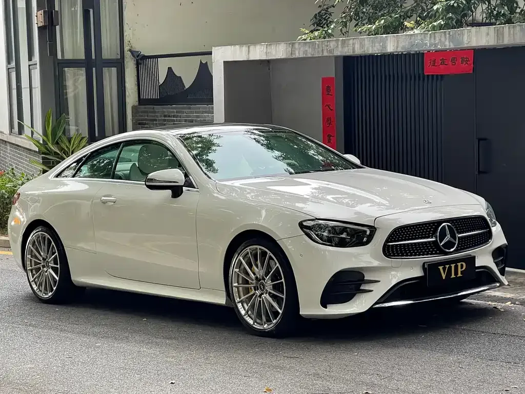 Mercedes-Benz E-Class (Import) — фото 7