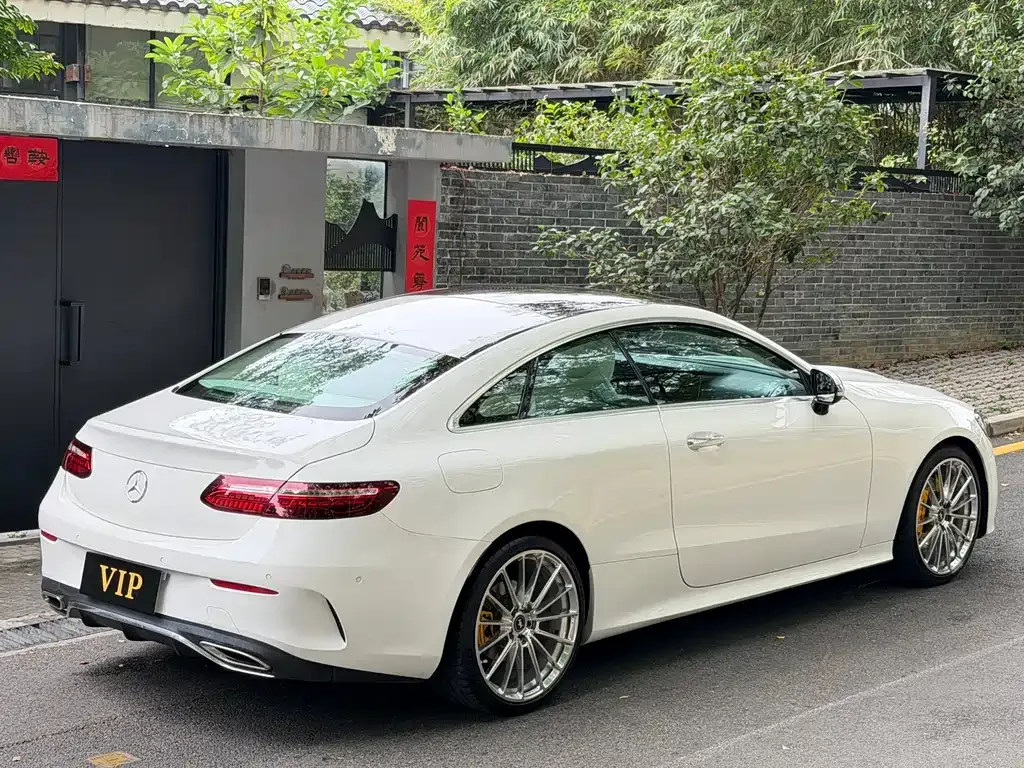Mercedes-Benz E-Class (Import) — фото 6
