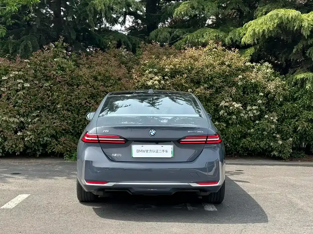 BMW i5 2024 из CN, фото 9