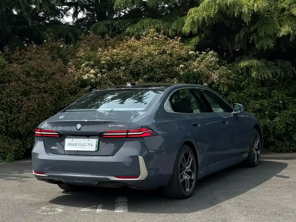 BMW i5 2024 из CN, фото 8