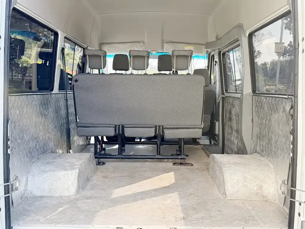 IVECO Daily 2021 из CN, фото 2