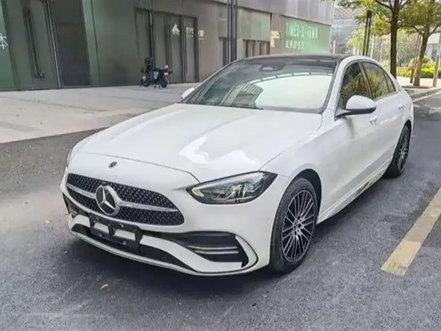 Mercedes-Benz C-Class — фото 1