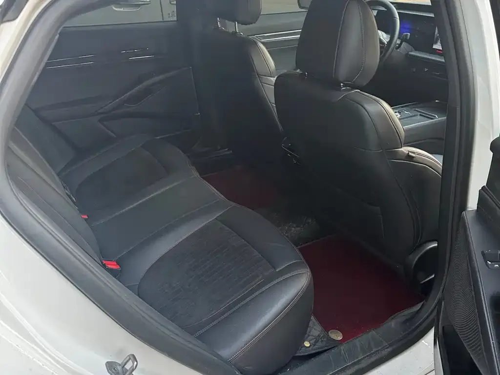 Ford Mondeo 2024 из CN, фото 2