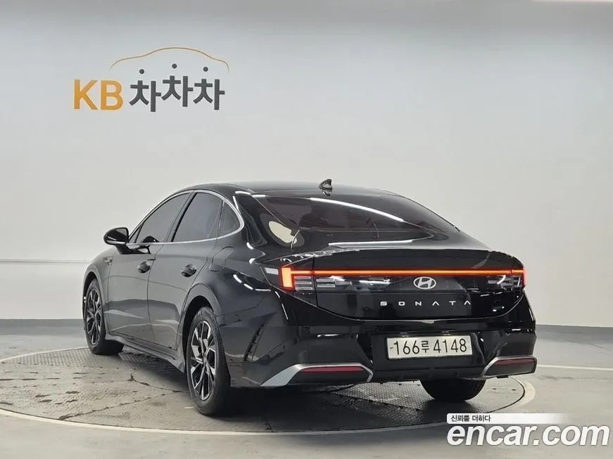Hyundai Sonata — фото 4