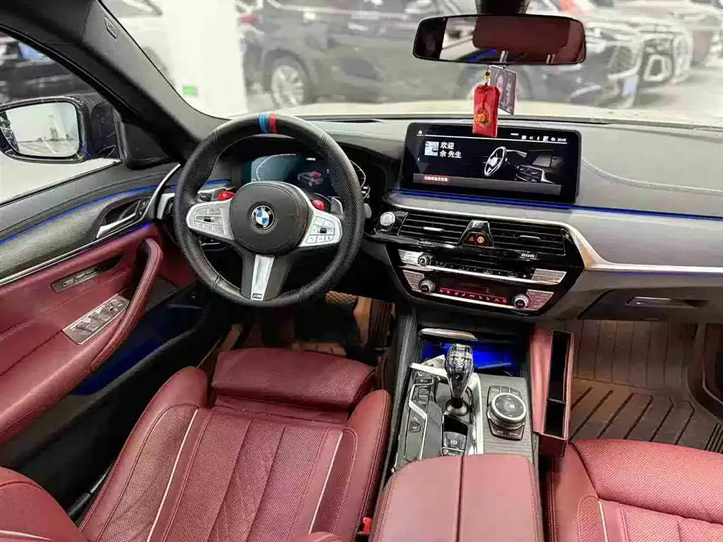 BMW 5 Series — фото 4