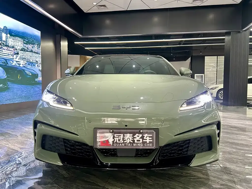 BYD Seal 06GT — фото 8