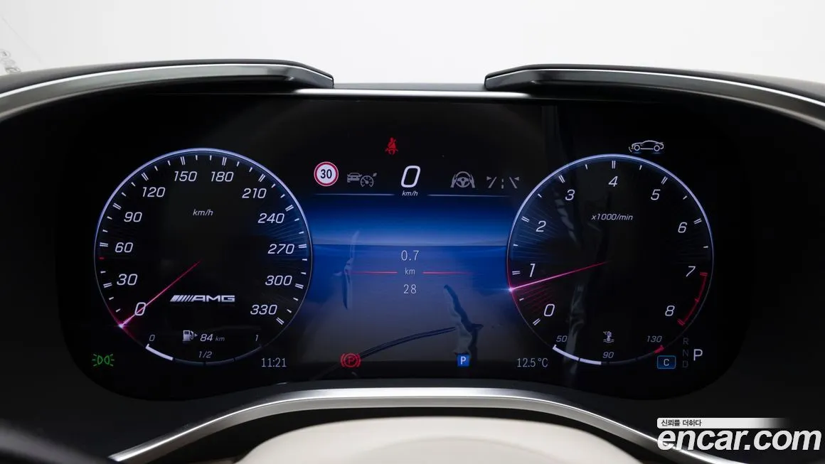 Mercedes-Benz AMG GT 2025 из KR, фото 3