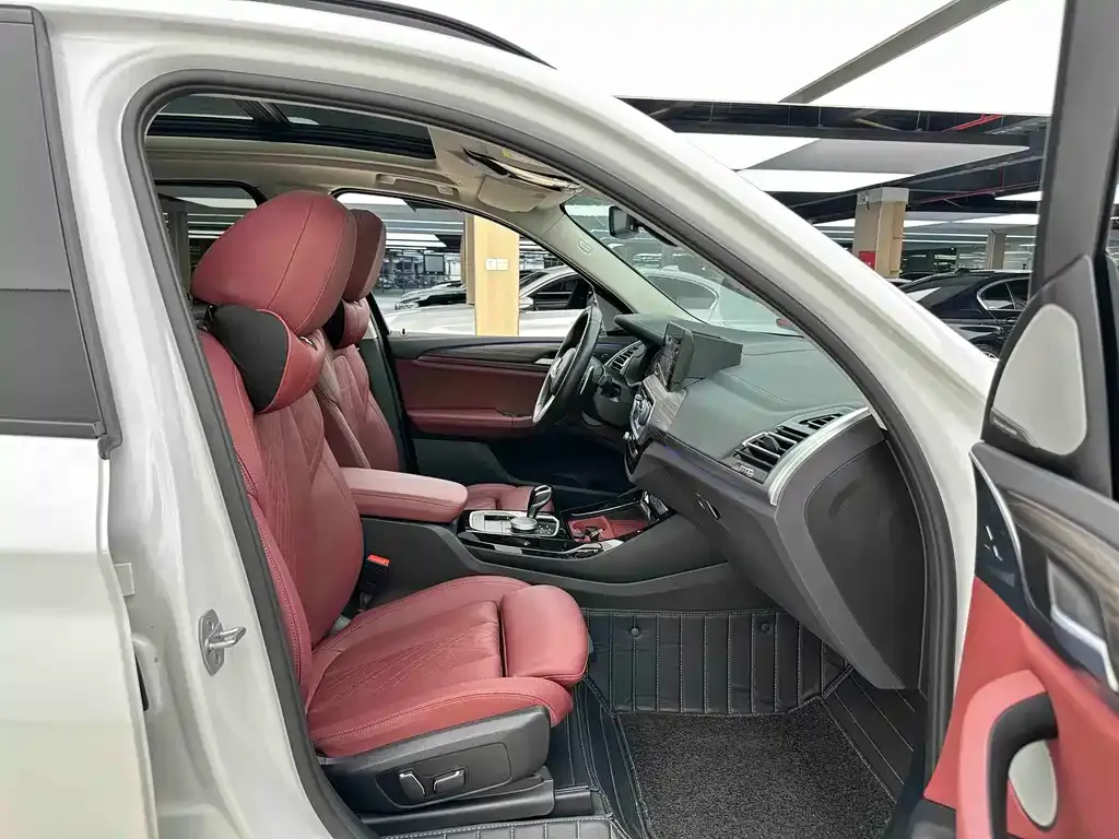 BMW X3 2024 из CN, фото 3