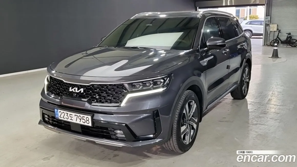 Kia Sorento — фото 1