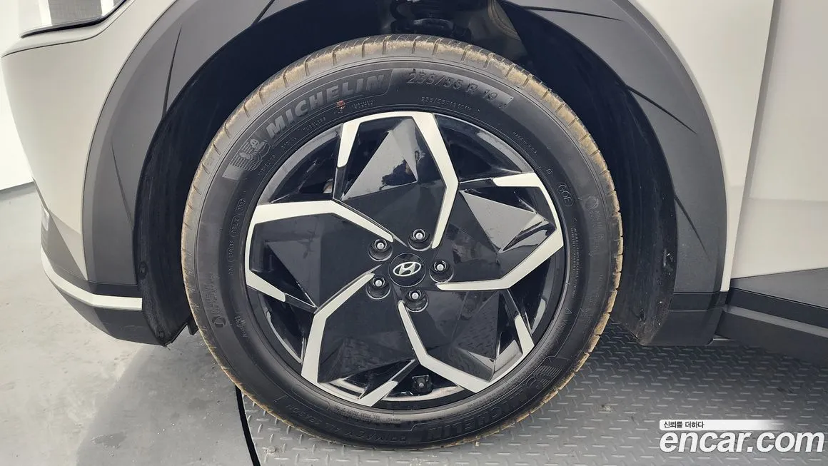 Hyundai Ioniq5 — фото 3