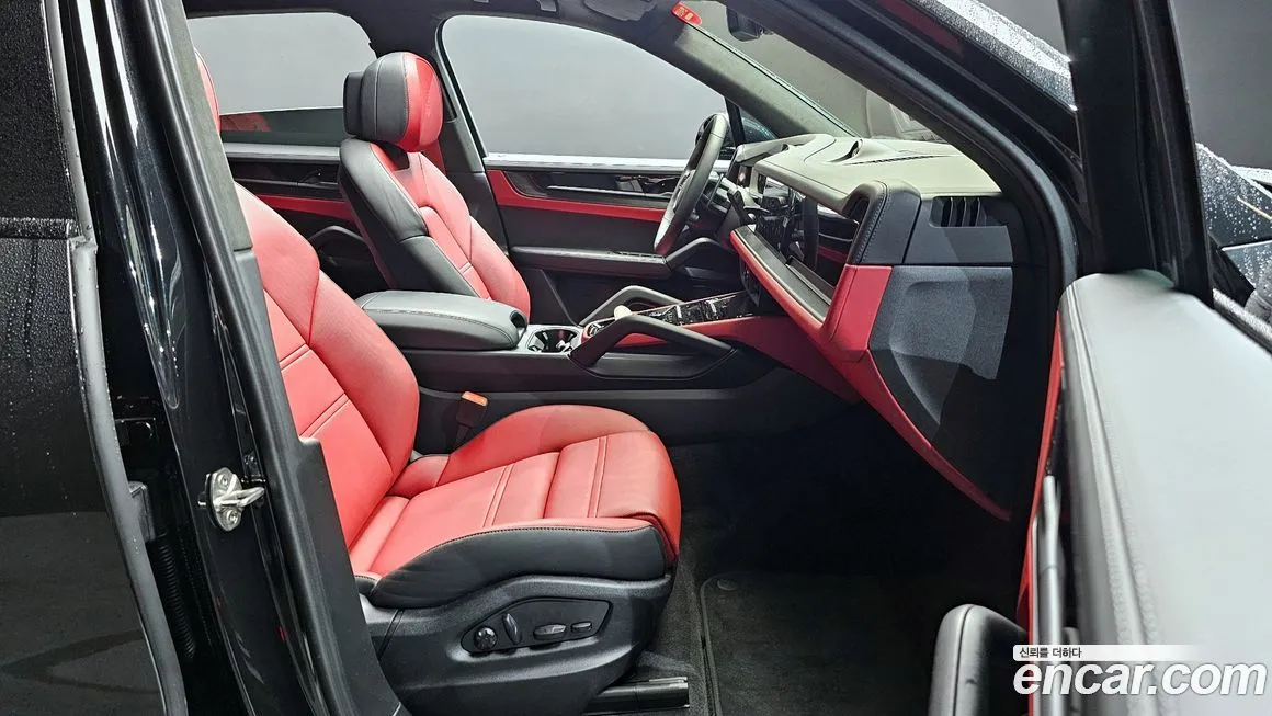 Porsche Cayenne 2025 из KR, фото 10