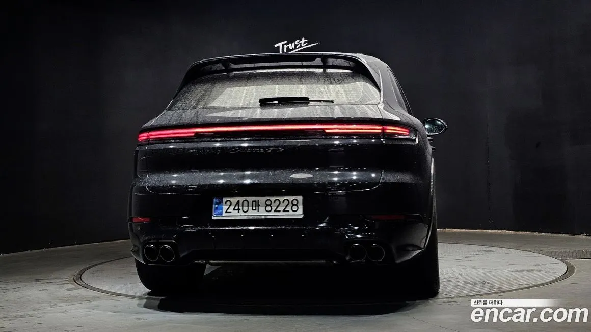 Porsche Cayenne 2025 из KR, фото 2