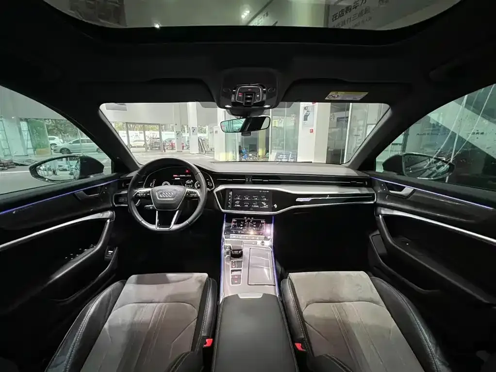 Audi A6L 2022 из CN, фото 9