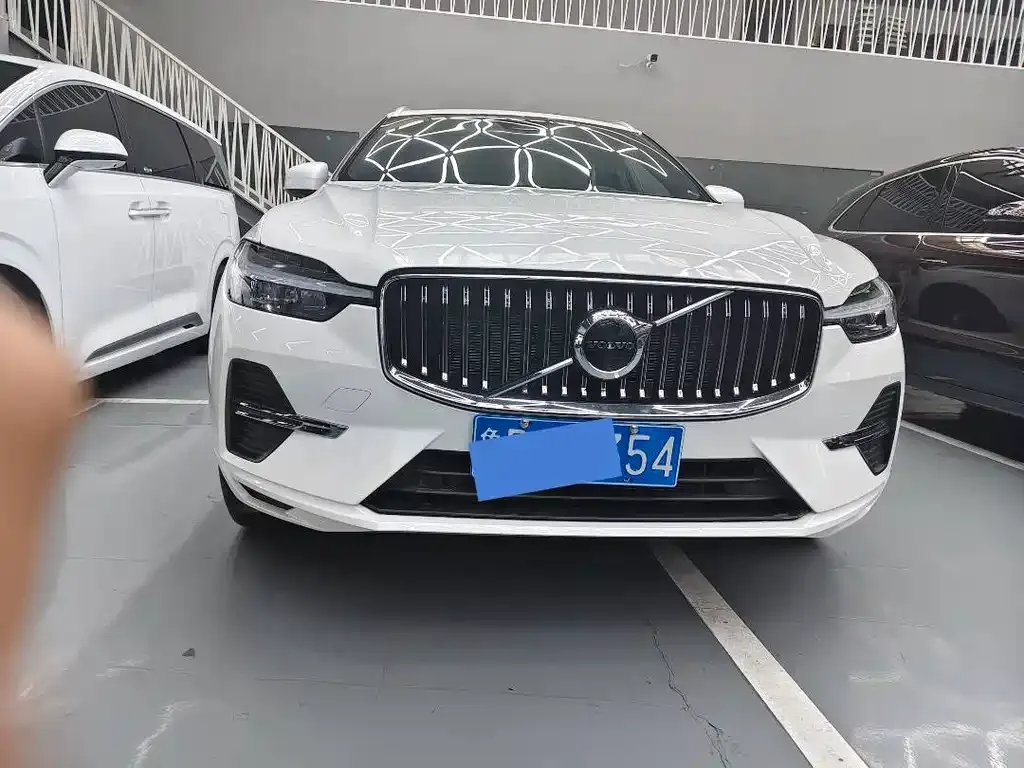 Volvo XC60 2022 из CN, фото 9