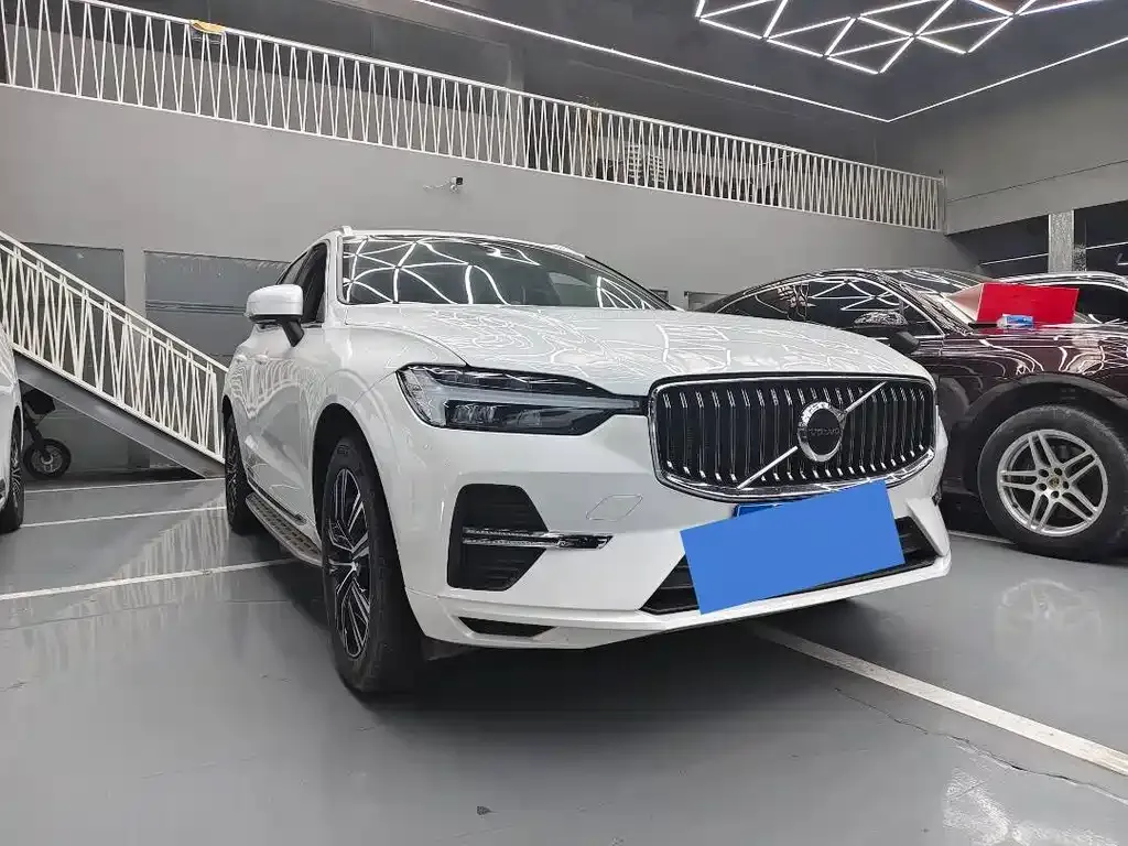 Volvo XC60 2022 из CN, фото 4