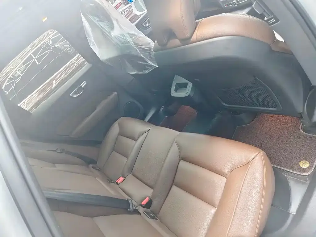 Volvo XC60 2022 из CN, фото 7