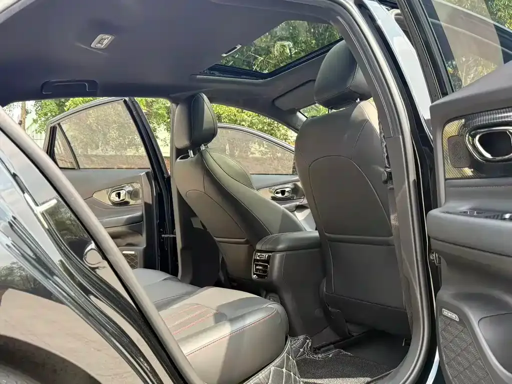GAC Motor Shadow Leopard — фото 8