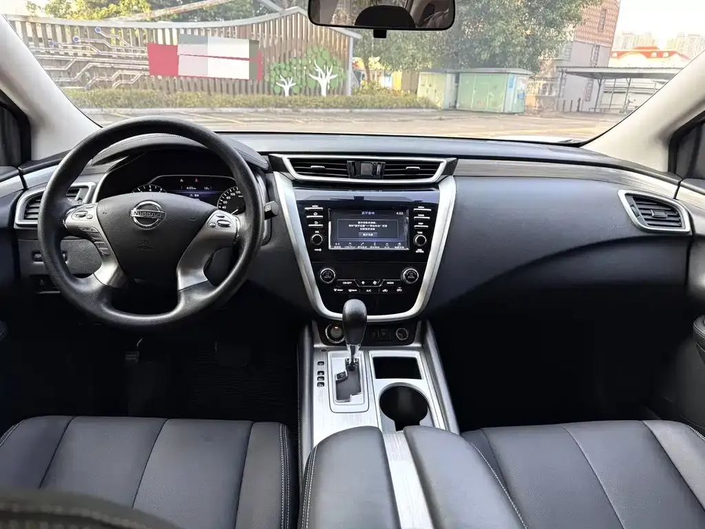 Nissan Murano 2023 из CN, фото 2