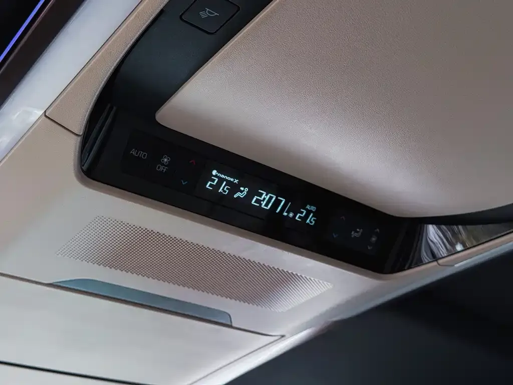 Toyota Vellfire 2024 из CN, фото 3