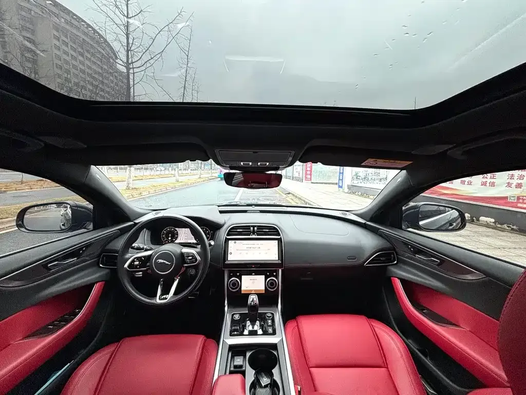 Jaguar XEL 2023 из CN, фото 3