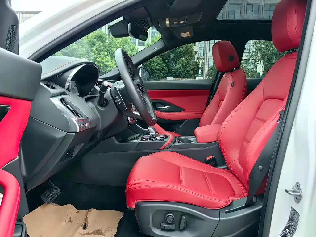 Jaguar E-PACE 2024 из CN, фото 4