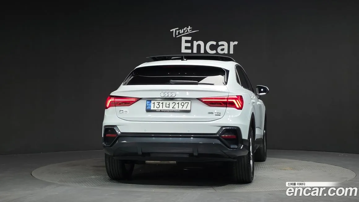 Audi Q3 2023 из KR, фото 7