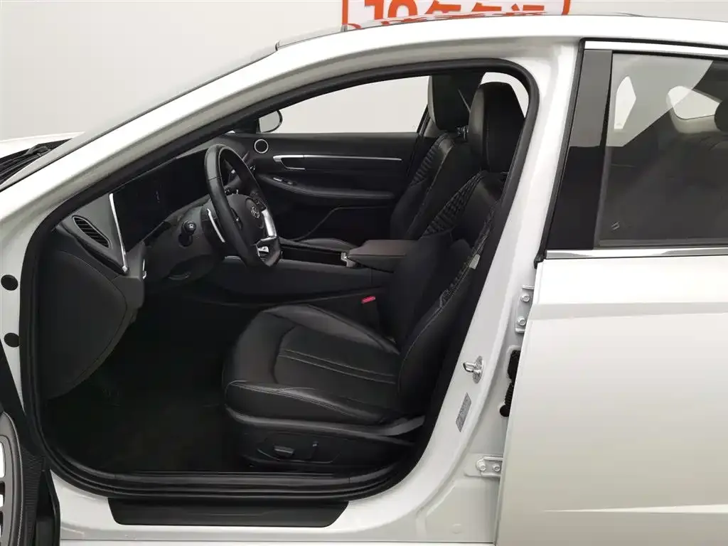 Hyundai Sonata 2021 из CN, фото 10