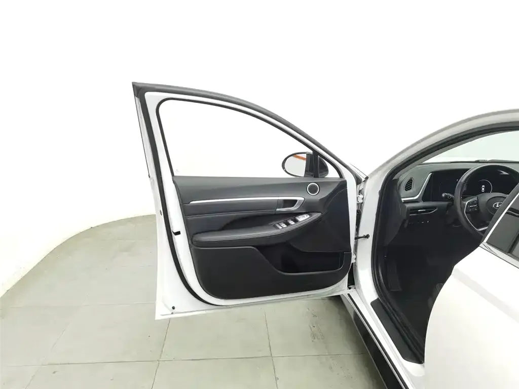 Hyundai Sonata 2021 из CN, фото 7