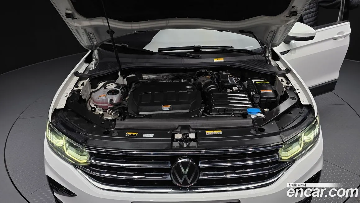 Volkswagen Tiguan 2023 из KR, фото 2