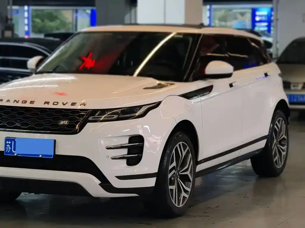Land Rover Evoque — фото 1