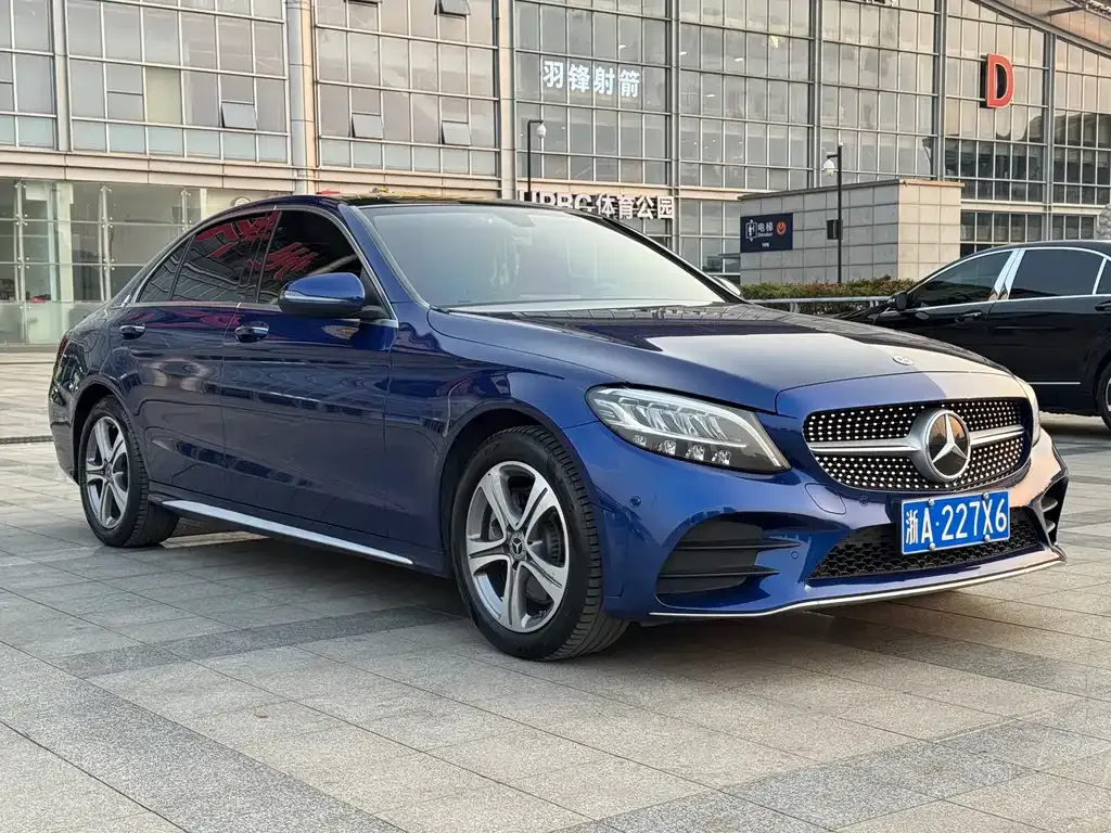 Mercedes-Benz C-Class — фото 4