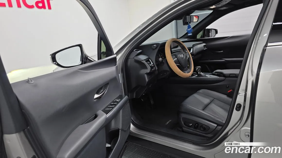 Lexus UX 2021 из KR, фото 7