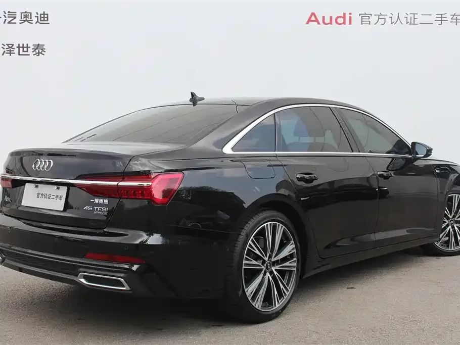 Audi A6L — фото 5