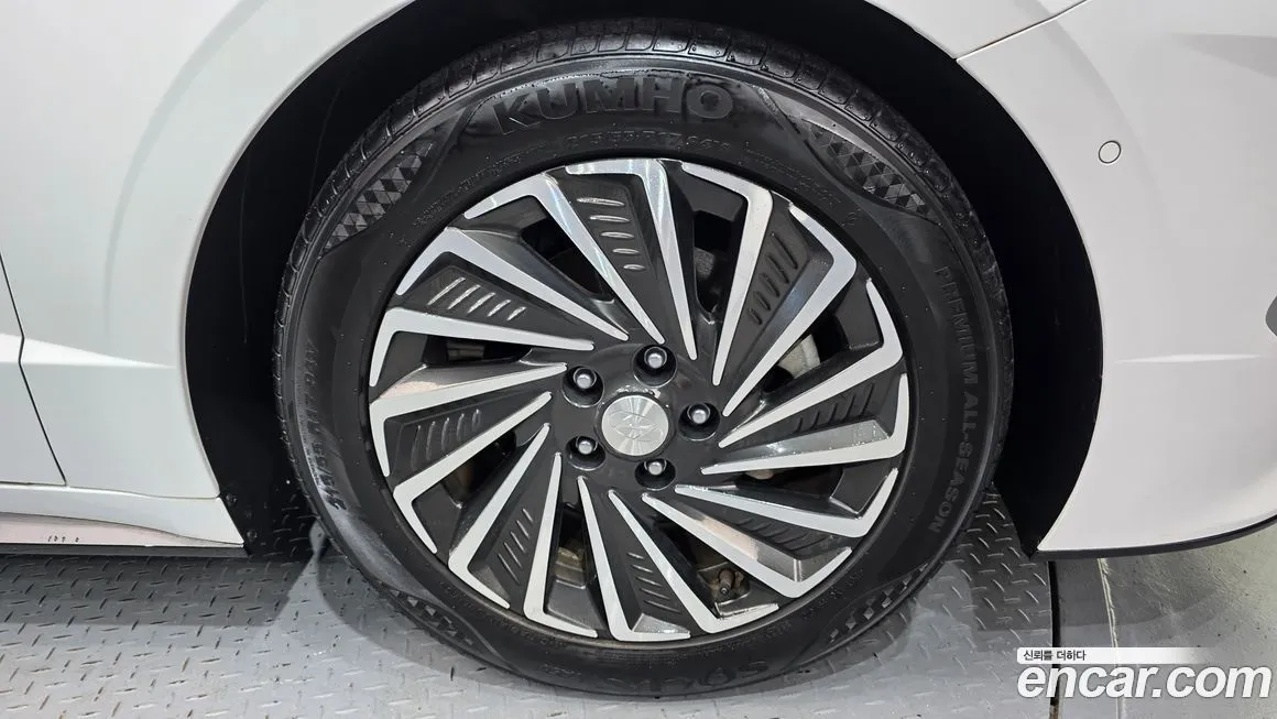 Hyundai Sonata 2022 из KR, фото 10