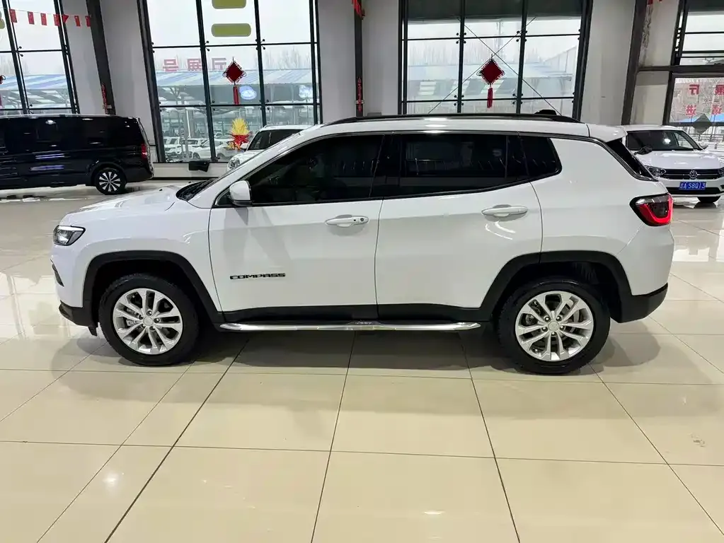 Jeep Compass 2022 из CN, фото 7