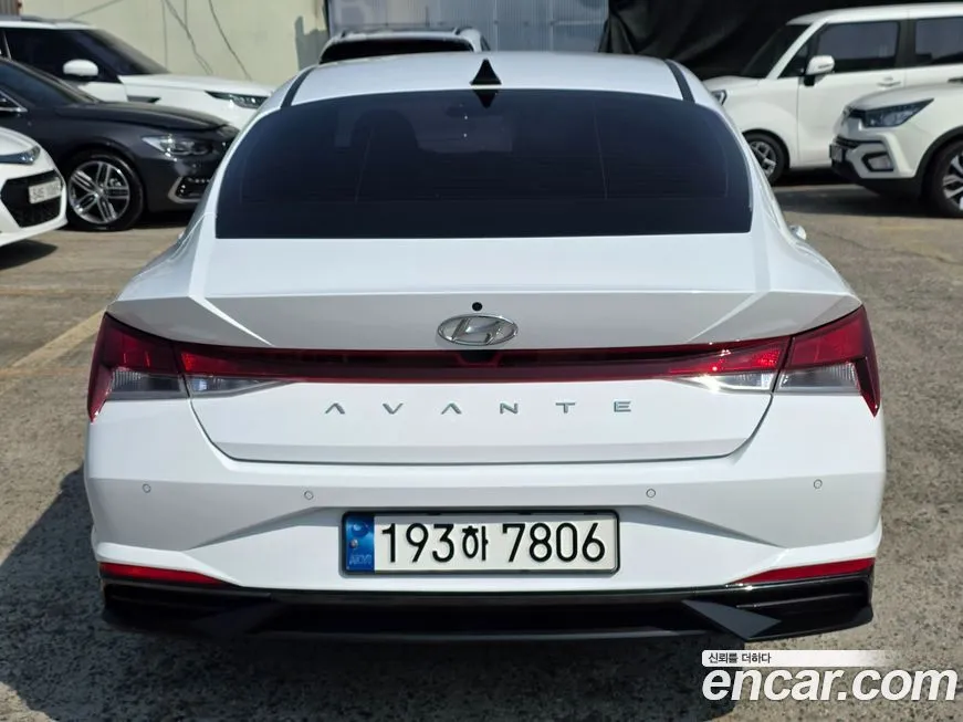 Hyundai AVANTE — фото 10
