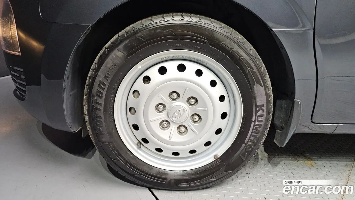 Hyundai Staria — фото 8