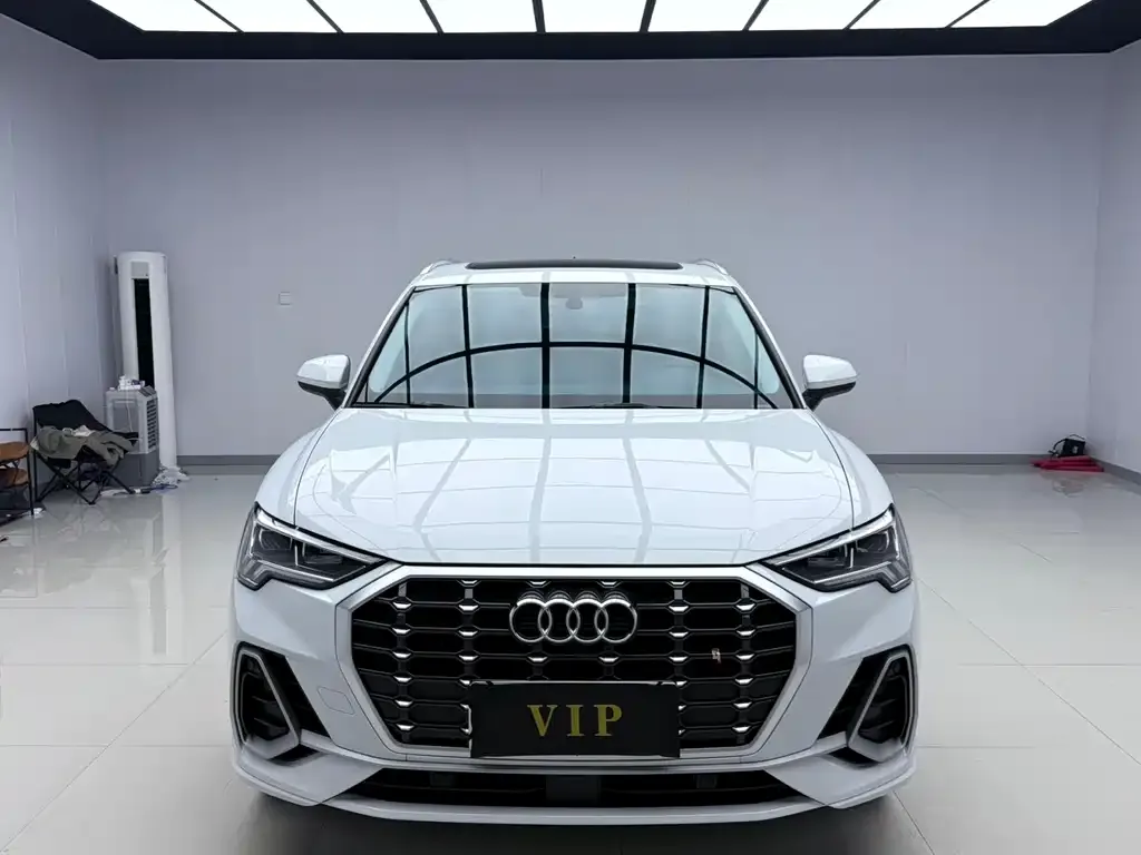 Audi Q3 — фото 9