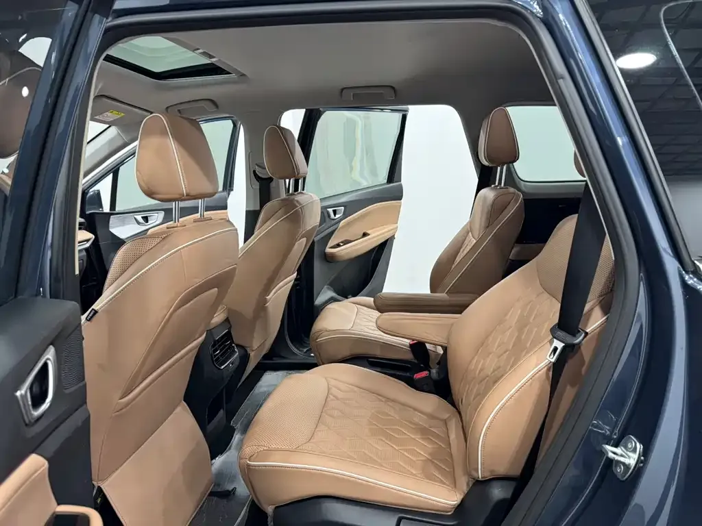 Wuling Jiachen 2022 из CN, фото 4