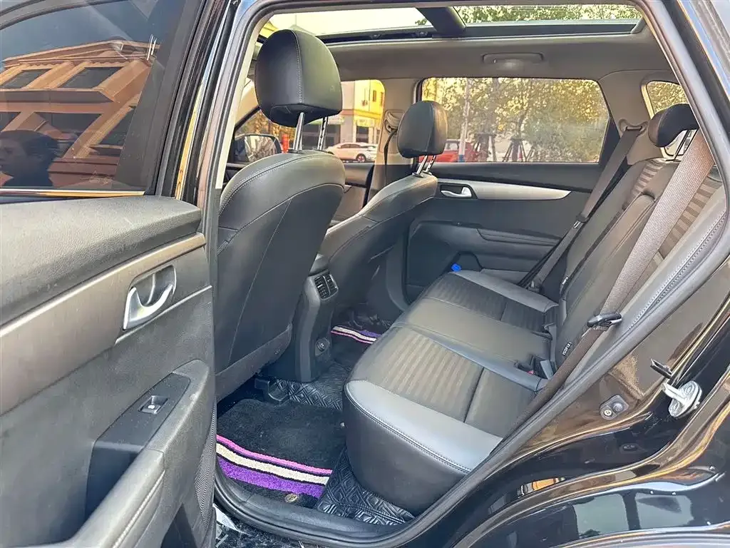 Kia Sportage 2021 из CN, фото 8