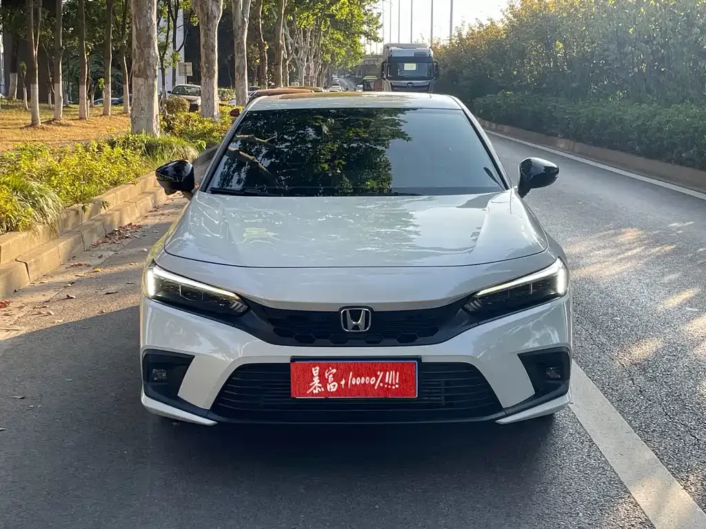 Honda Civic — фото 8