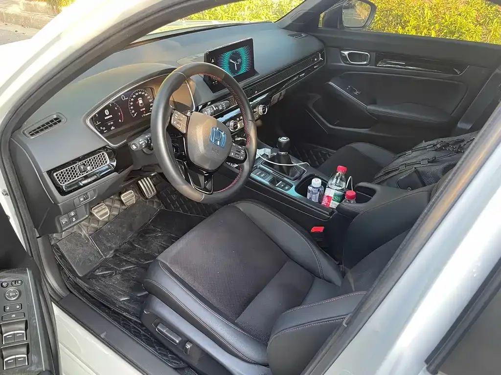 Honda Civic — фото 4