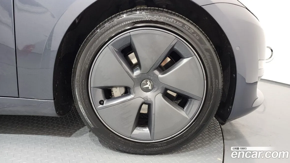 Tesla Model 3 2022 из KR, фото 4