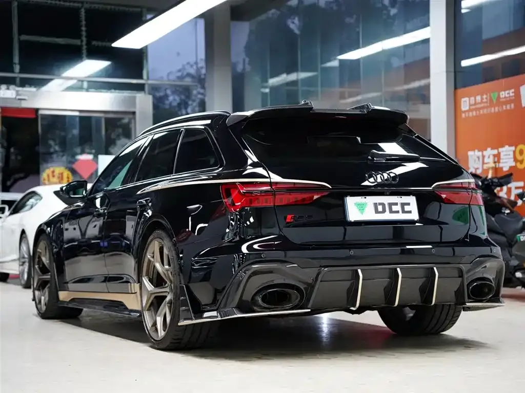 Audi RS 6 2024 из CN, фото 9