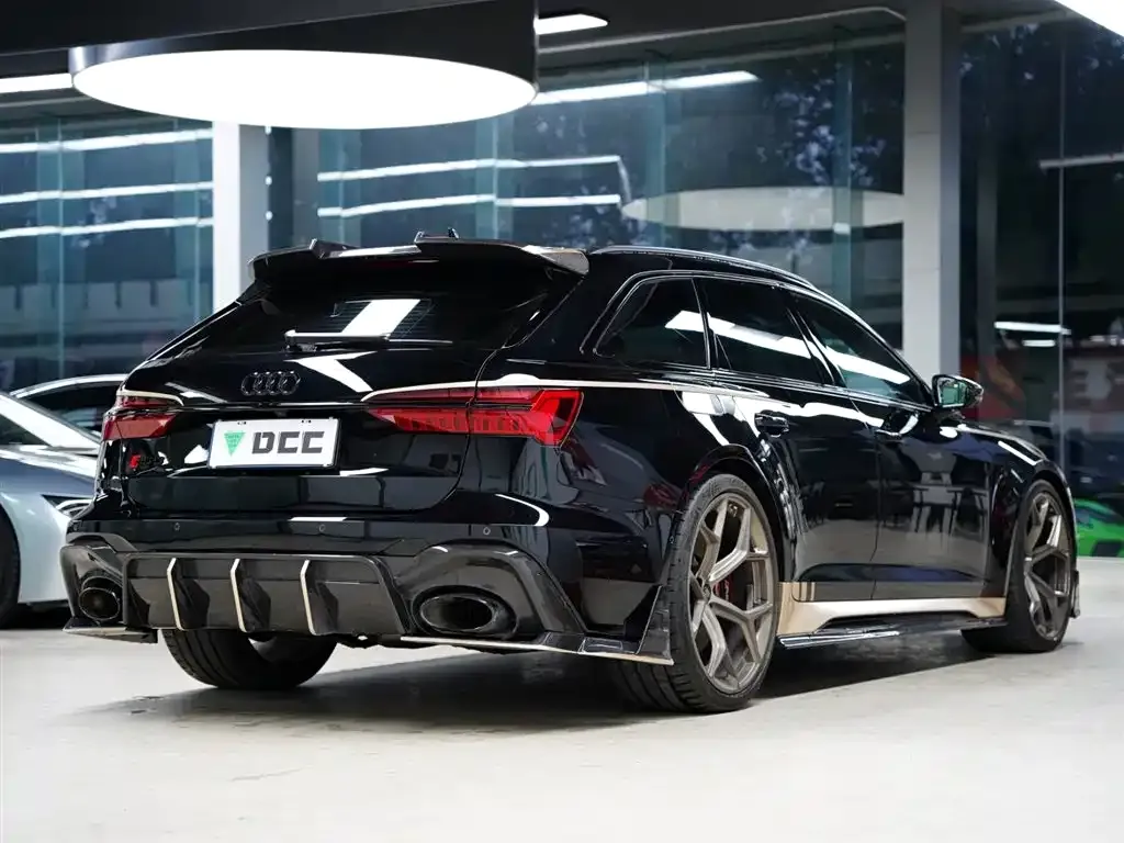 Audi RS 6 2024 из CN, фото 3