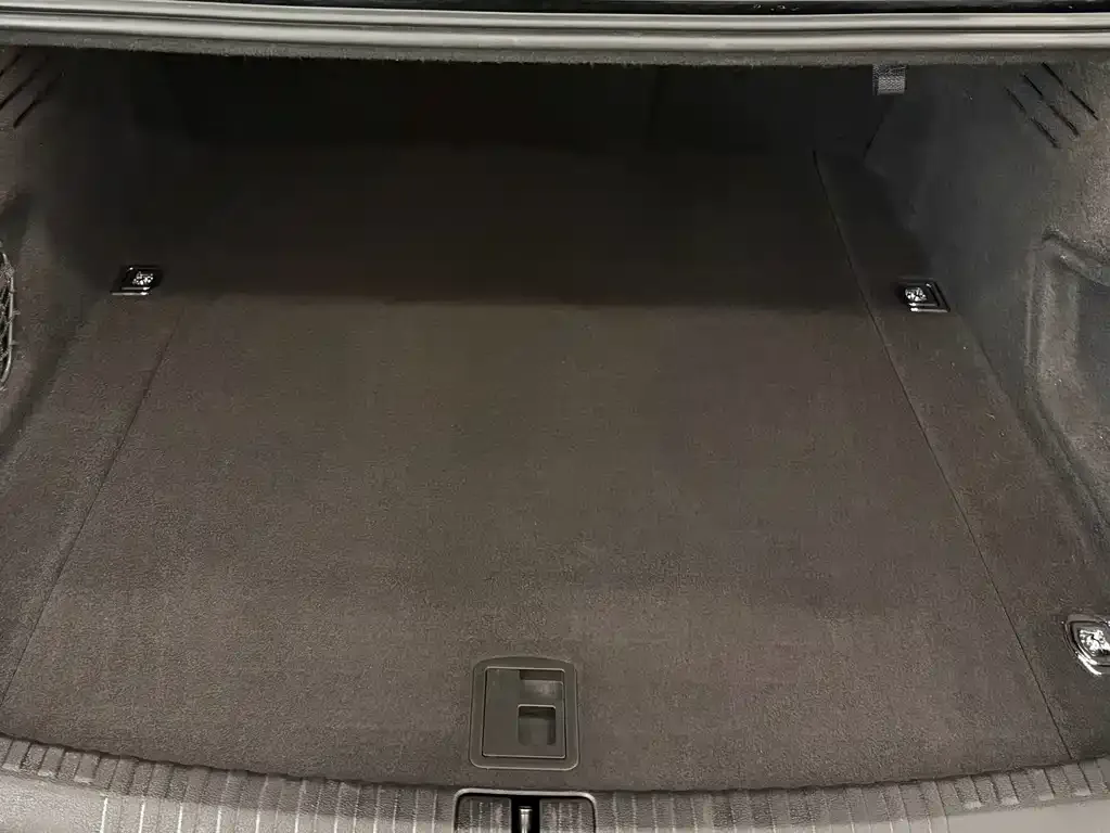 Audi A6L 2024 из CN, фото 7