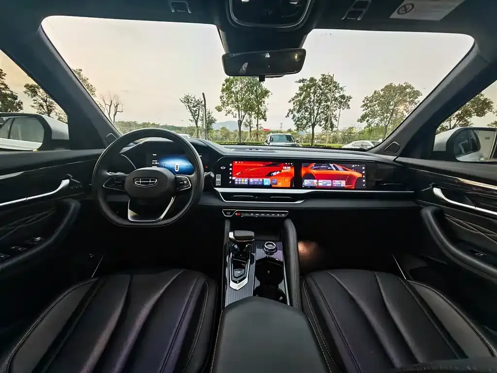 Geely Xingyue L 2024 из CN, фото 4