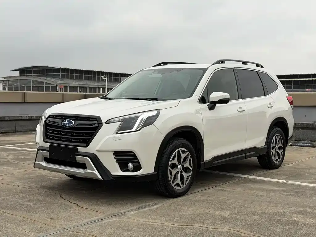 Subaru Forester 2022 из CN, фото 1