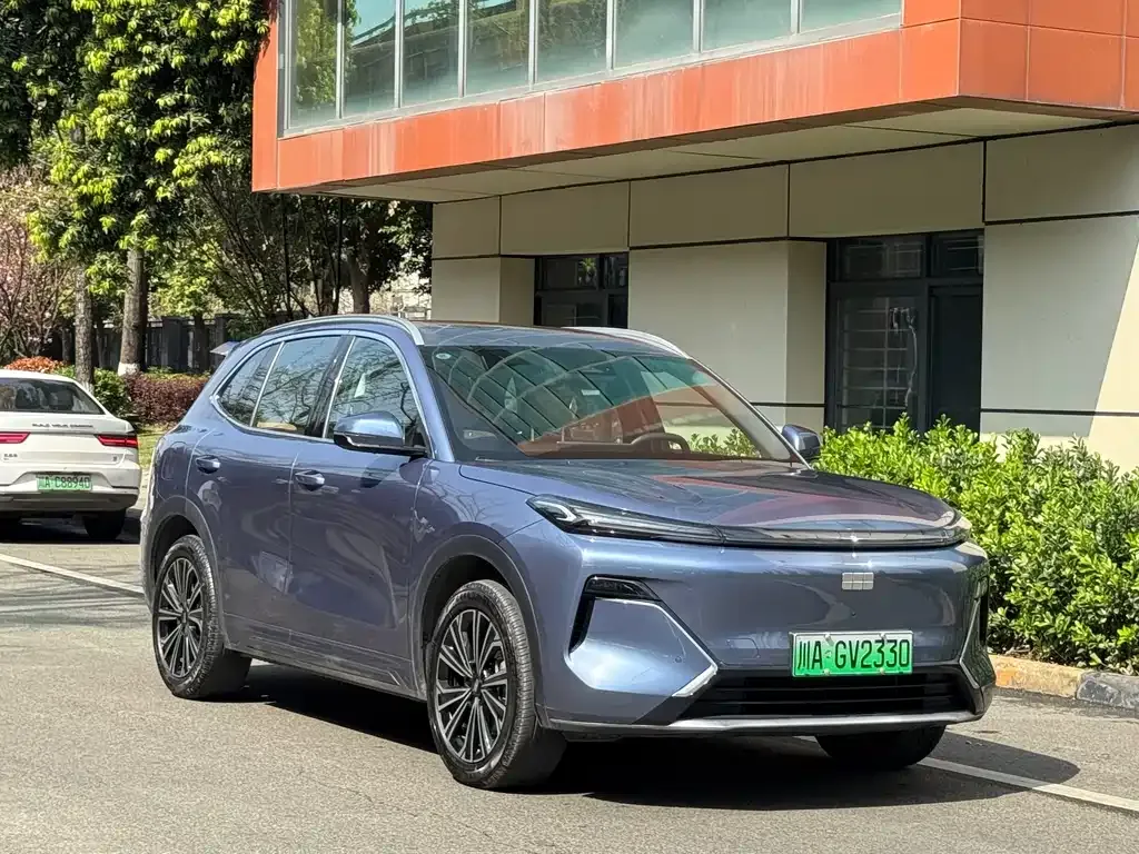 Geely 银河星舰7 — фото 6