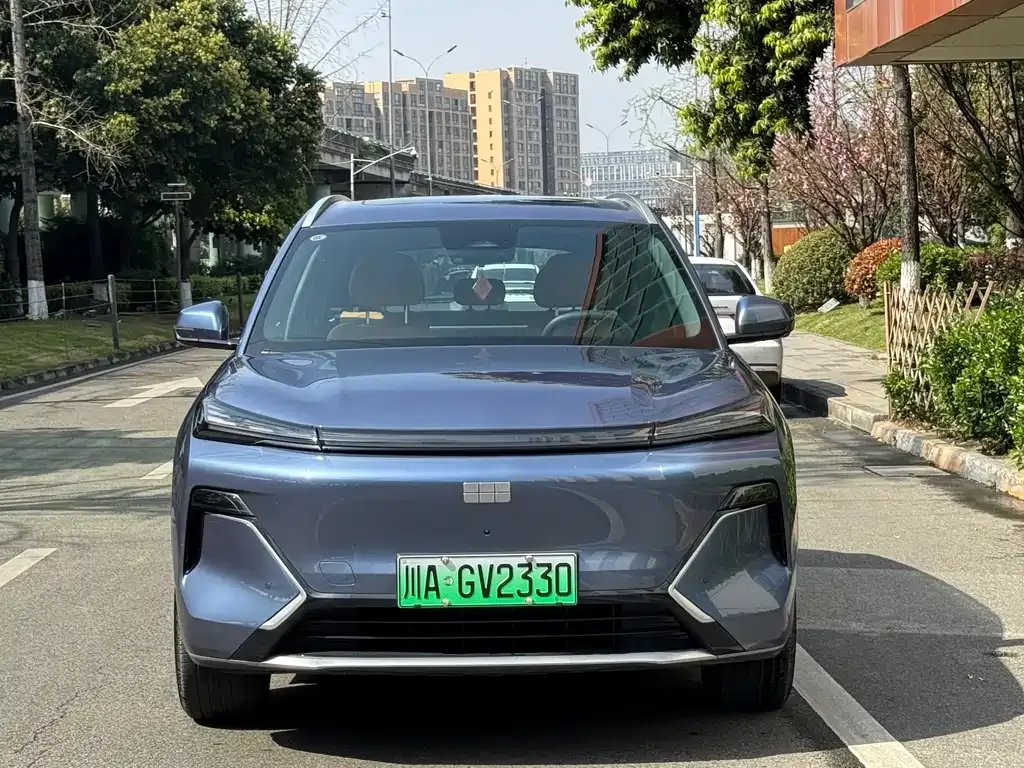 Geely 银河星舰7 — фото 4